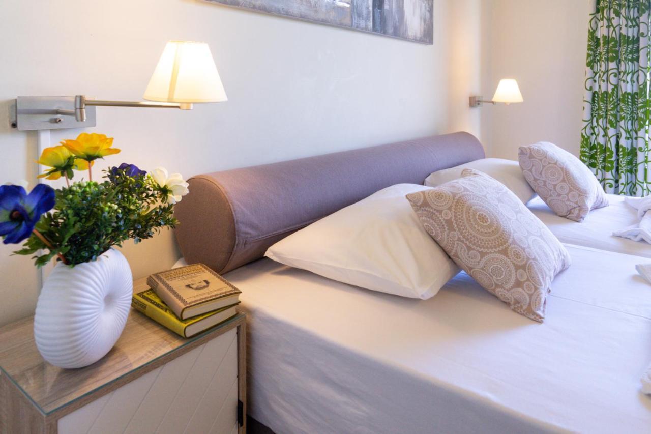 Chriselen Hotel Eleonas Eksteriør billede